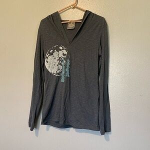 Ellembee gray long sleeve hooded moon and trees v neck cozy shirt large